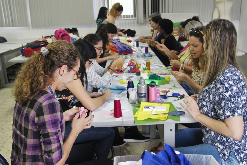 Semana Nacional de Ciência e Tecnologia no SENAI CETIQT Industria Textil e do Vestuário